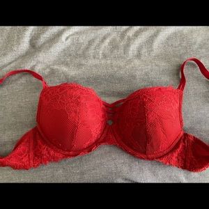 Hardly worn Torrid Curve bra (42B)